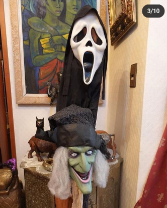 デヴィ夫人、ハロウィーンの飾り付けをした大豪邸を公開「素敵すぎ」「憧れます」羨望の声
