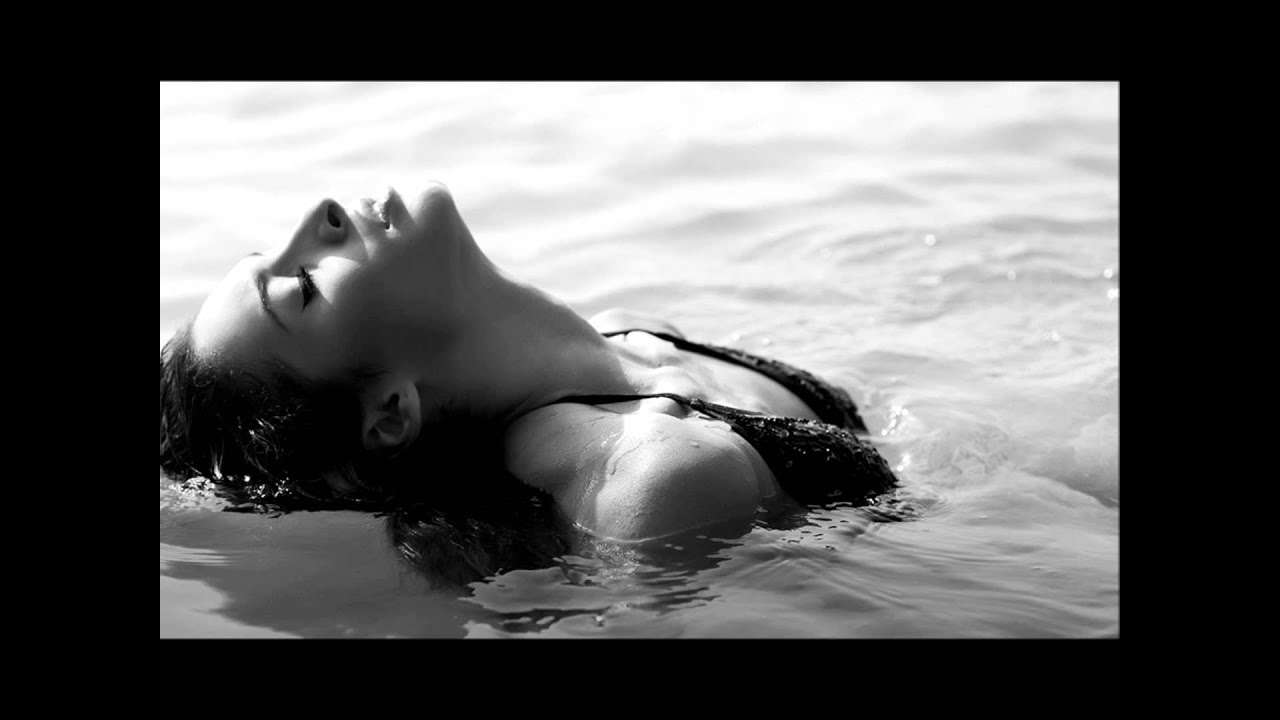 白昼夢　中本マリ Mari Nakamoto - YouTube