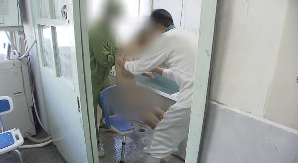 「なぜ刑務所にいるかわからん」すべて忘れた受刑者の贖罪とは　深刻化する受刑者の認知症