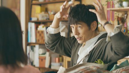 西島秀俊＆吉田羊、初めての夫婦役で“ほっこりする家族の休日”