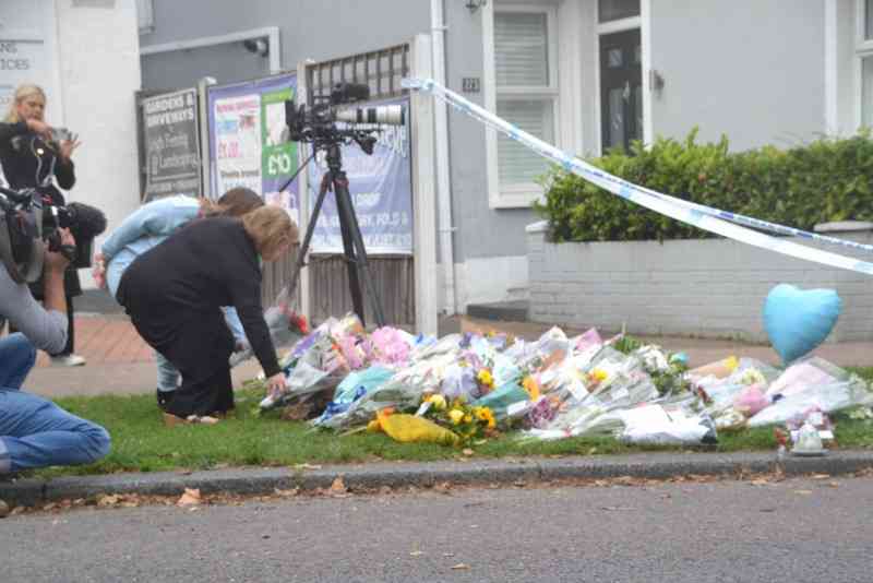 下院議員刺殺、英国に衝撃　5年前にも同様の事件…狙われる対面の場（毎日新聞） - Yahoo!ニュース