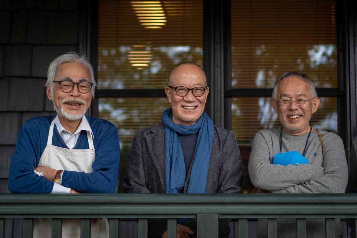 神々しすぎるよ...ジブリが公開した宮崎駿さん、久石譲さん、鈴木敏夫さんスリーショット写真に反響