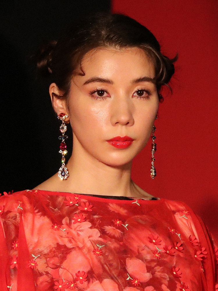 仲里依紗「新しい家族が増えました」　息子が「チリチリラーメン」と名付けてかわいがる― スポニチ Sponichi Annex 芸能
