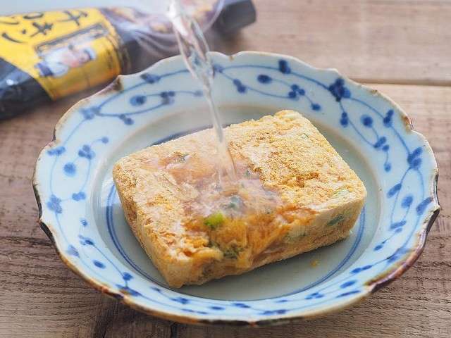 熱湯30秒で作れるカツ丼!? Twitterで18万いいね、未来的すぎる「フリーズドライの匠」を入手