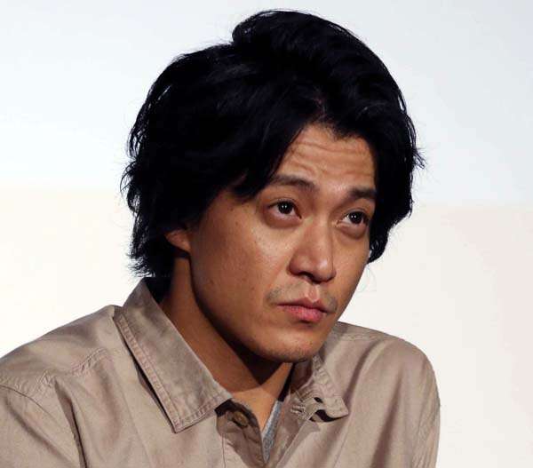 【小栗旬】「日本沈没」の半沢直樹テイストが鼻につき始めた 今後の不安は“沈没シーン”での視聴者離れ｜日刊ゲンダイDIGITAL