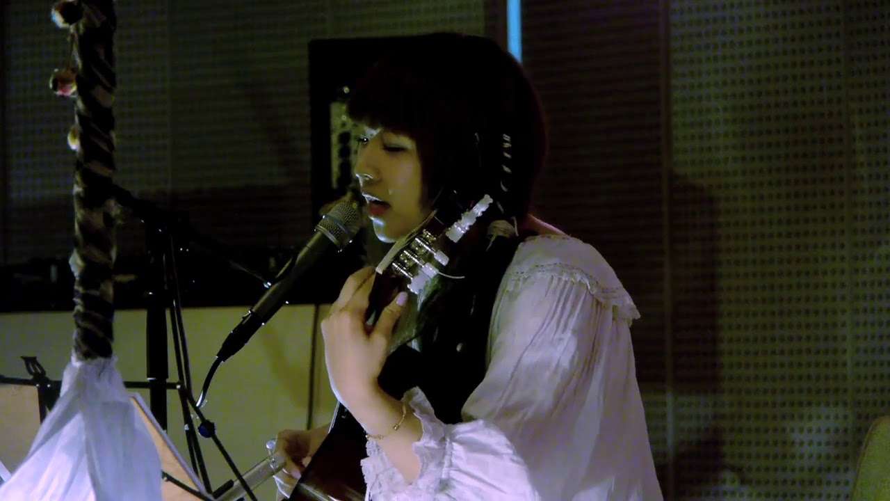 青葉市子 - サーカスナイト (LIVE) - YouTube