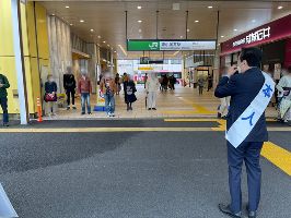 【画像】菅元総理と菅前総理が街頭演説した結果ｗｗｗｗｗｗ ｜ 保守速報