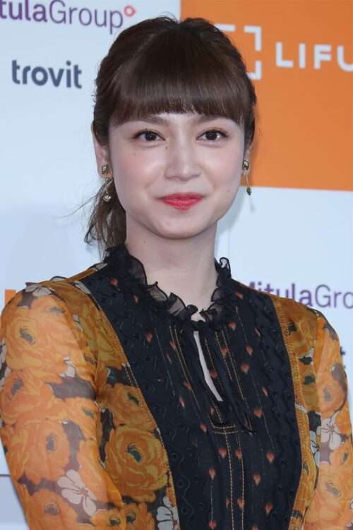 平愛梨、番組で「料理実演ドタキャン」騒動　夫・長友佑都の影響も