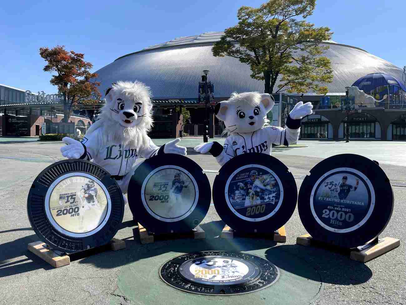 西武栗山巧がマンホールに「市民の皆さんが声援を送ってくださるおかげ」