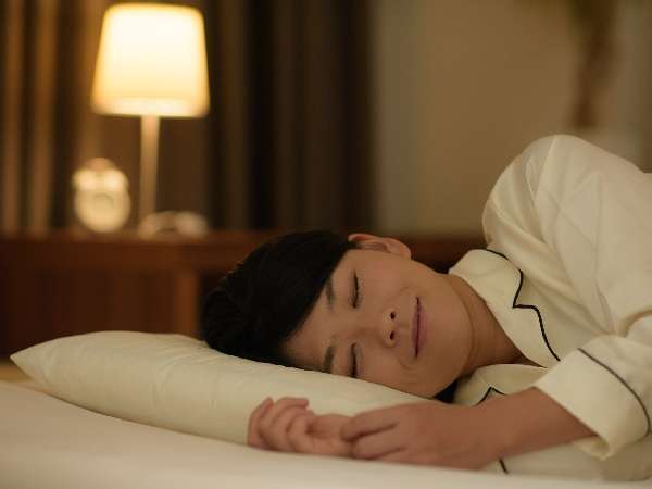 医師が教える脳を休める睡眠術「50代の自律神経のパワー値は20代の3分の1」（ハルメクWEB） - Yahoo!ニュース