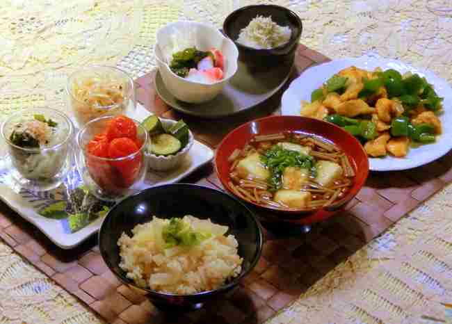 豪華な食事？？ [ きりまりママの食卓 ]