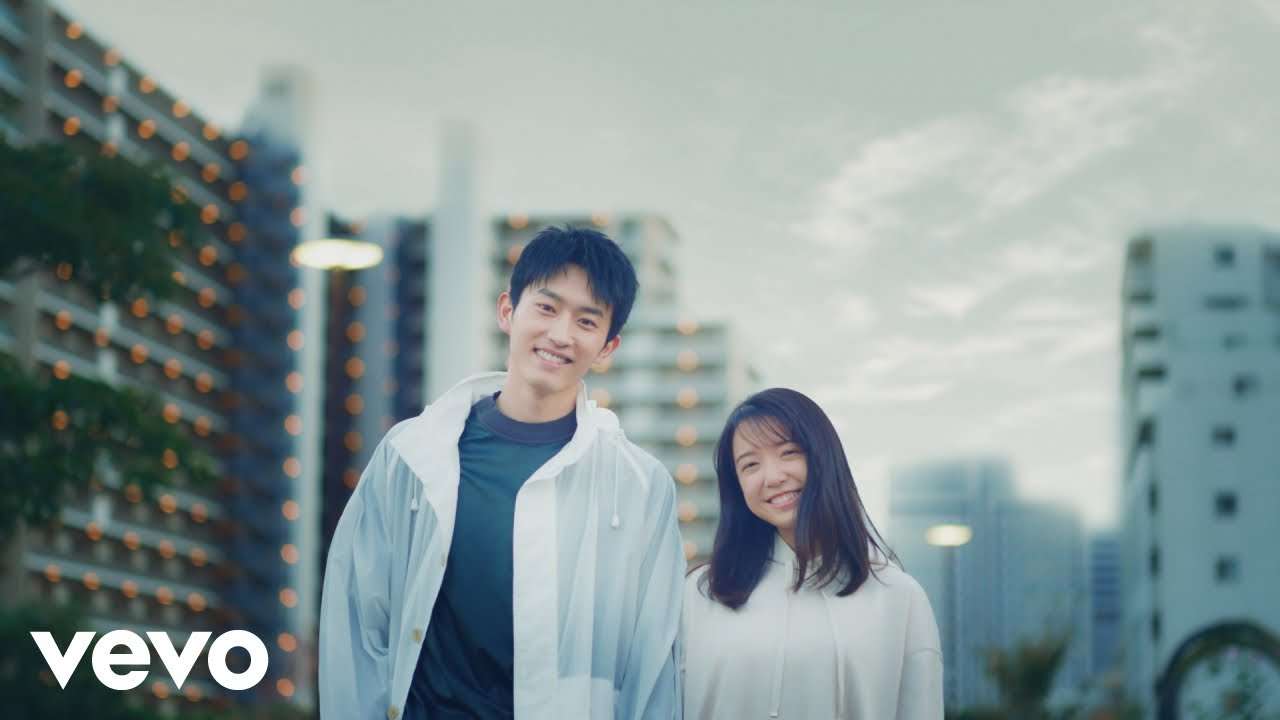 上白石萌音×内澤崇仁(androp) - 「ハッピーエンド」MV - YouTube