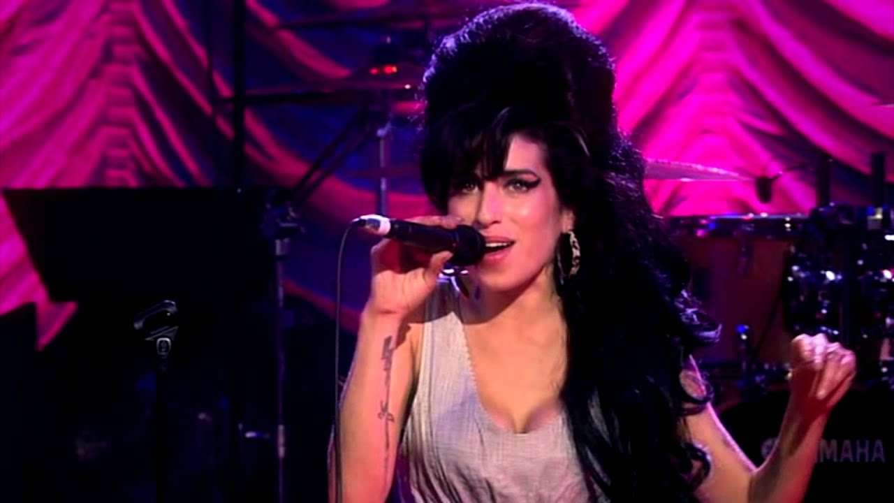 AMY WINEHOUSE - Just Friends - YouTube
