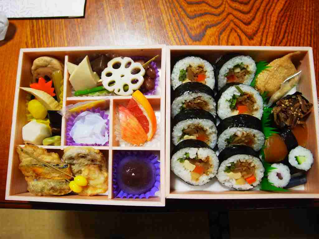 「ヴィーガン給食」採り入れた公立小学校　みんなで食べられ、みんながおいしい