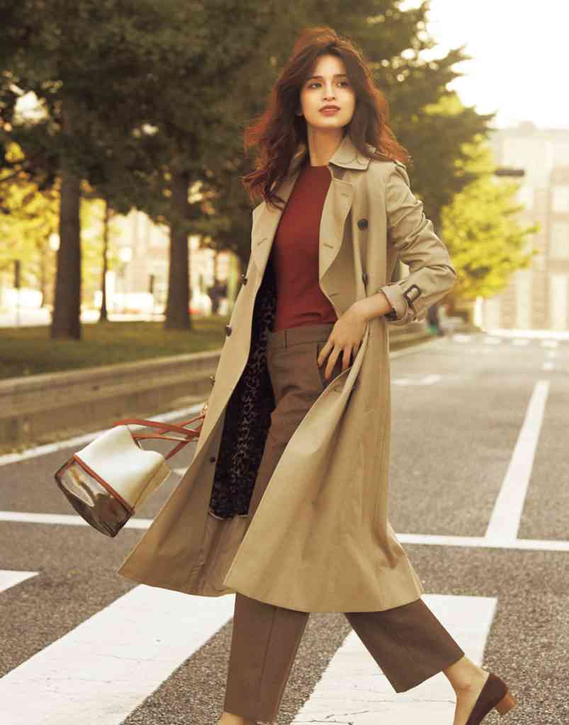 これからの季節の仕事服、オフィススタイル