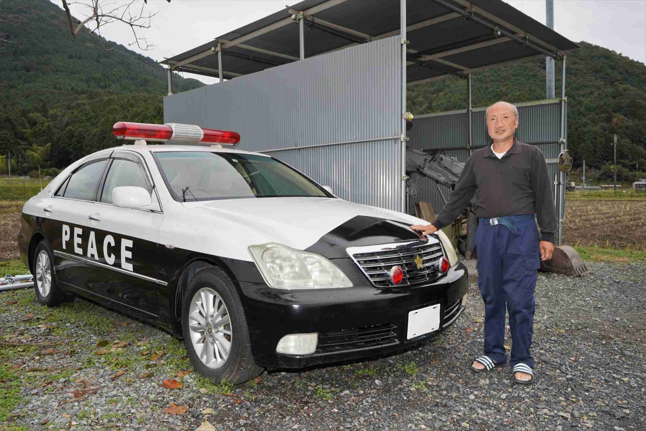 びっくりするわ！　ポイ捨て防止に偽パトカー　本物そっくり「効果てきめん」／兵庫・丹波市