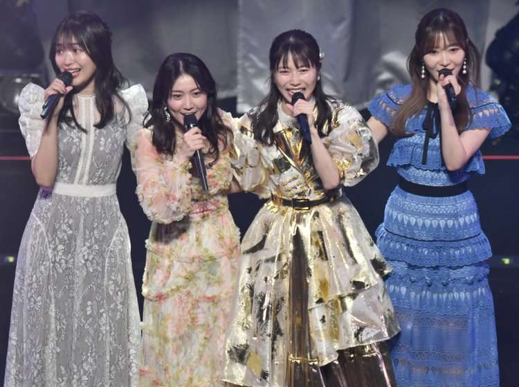 大島優子、指原莉乃、北原里英がAKB48横山由依卒コンにサプライズ登場「Notyet、解散でいいですか？」 | ORICON NEWS