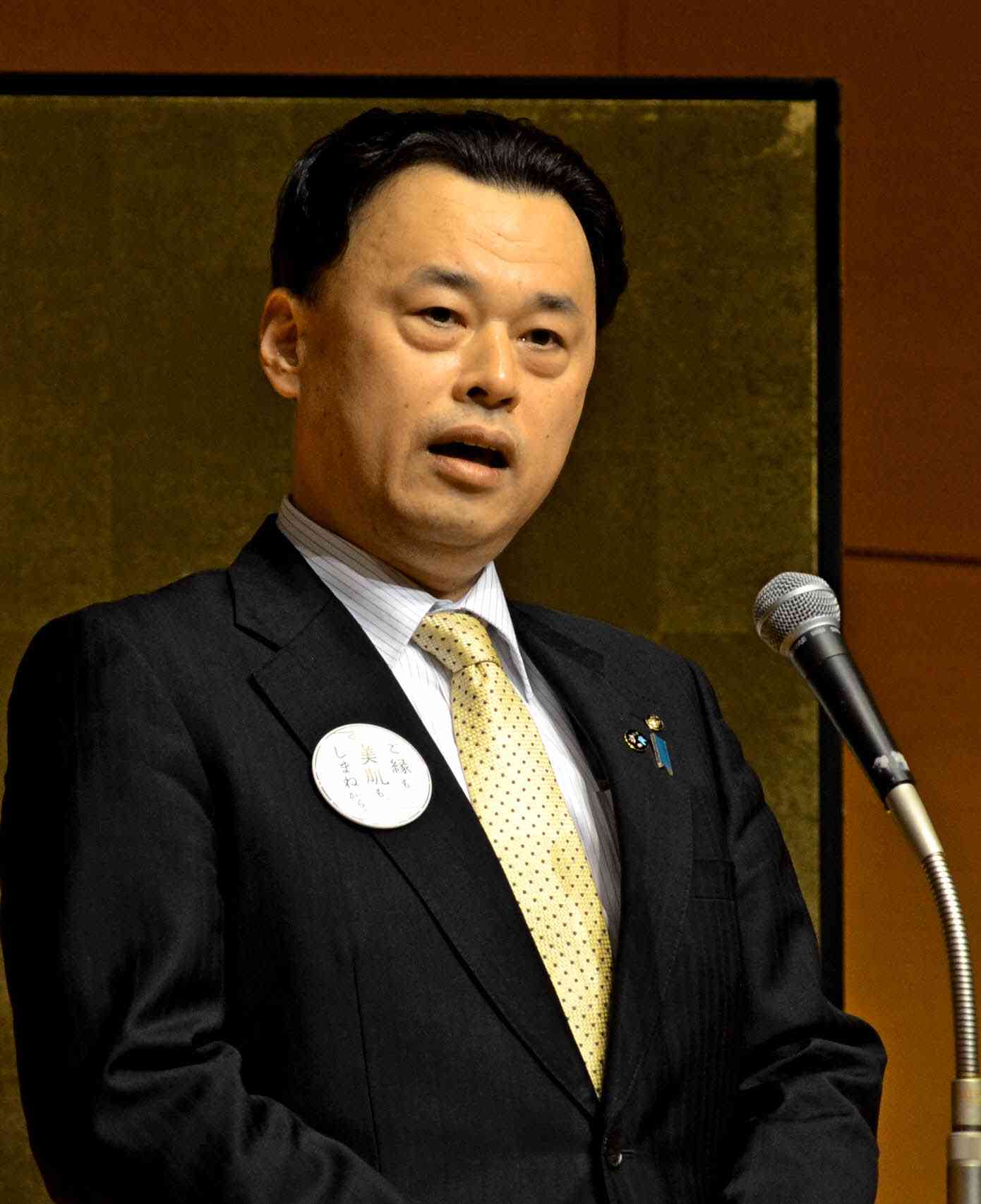 丸山島根知事　韓国・警察庁長官の竹島上陸に「誠に遺憾」　日本政府にも「竹島の日」式典への閣僚派遣求める（山陰中央新報） - Yahoo!ニュース
