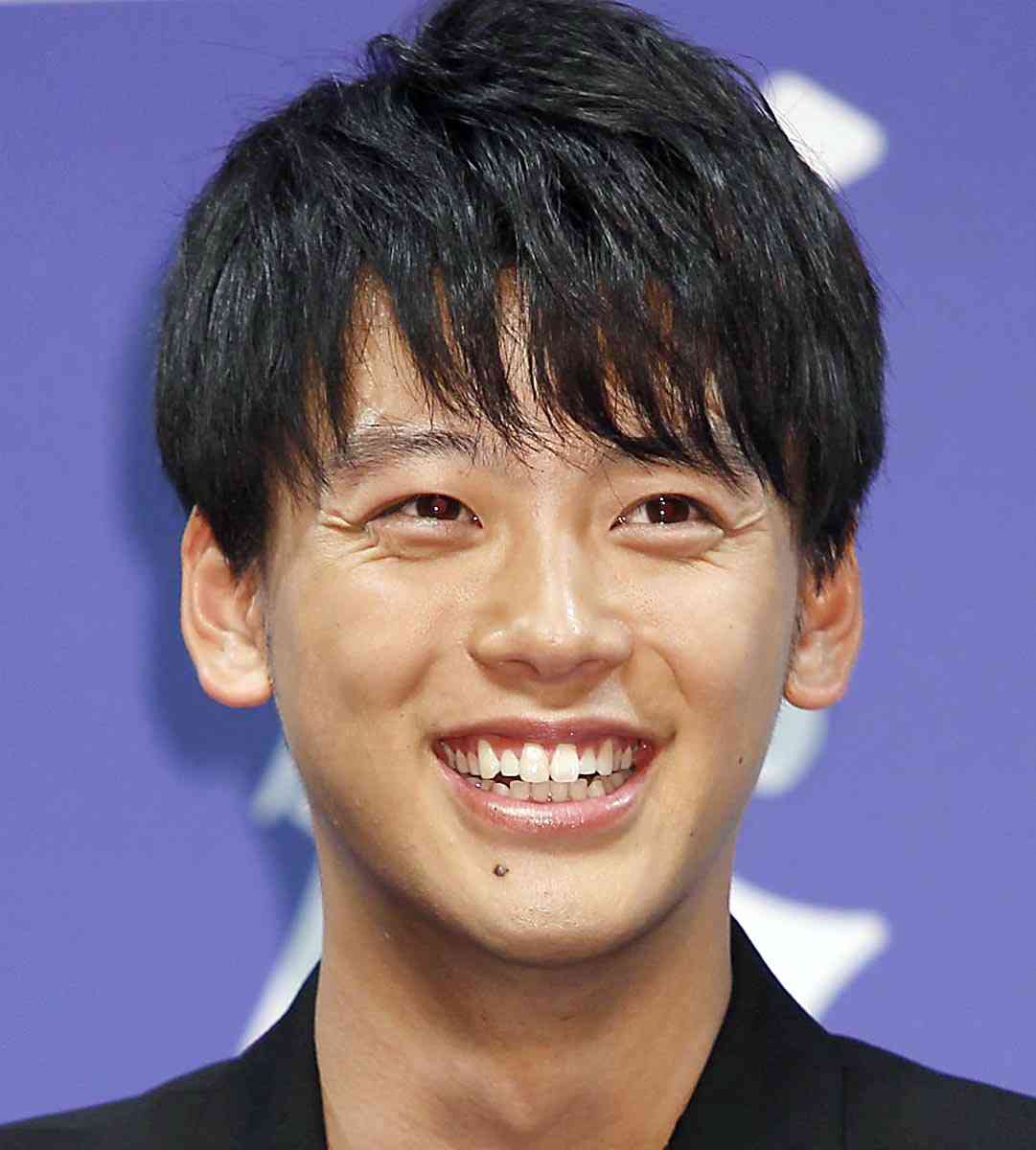 【竹内涼真】菅田将暉の次に結婚するのは竹内涼真か 好青年イメージはすでに崩壊、ワイルド系に方針転換も｜日刊ゲンダイDIGITAL