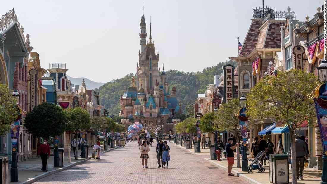 香港ディズニーランドが臨時休園　来園者１人が感染疑いで（CNN.co.jp） - Yahoo!ニュース