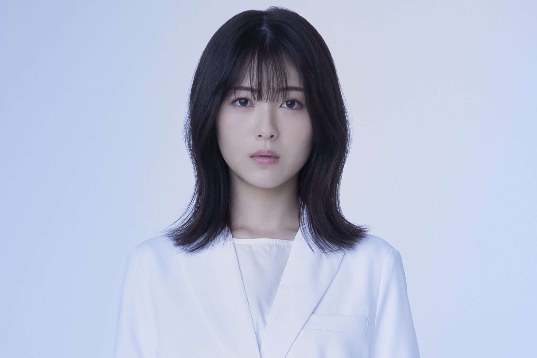 浜辺美波主演の医療ドラマ『ドクターホワイト』 追加キャストに柄本佑&瀧本美織ら