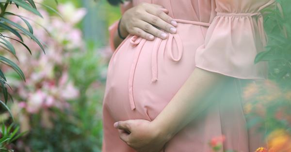 妊娠中の友人を殺して赤ちゃんを奪った女に懲役56年の判決 | 女性自身