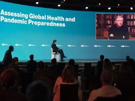 コロナ死亡率、来年半ばにはインフルエンザ下回る可能性－ゲイツ氏（Bloomberg） - Yahoo!ニュース