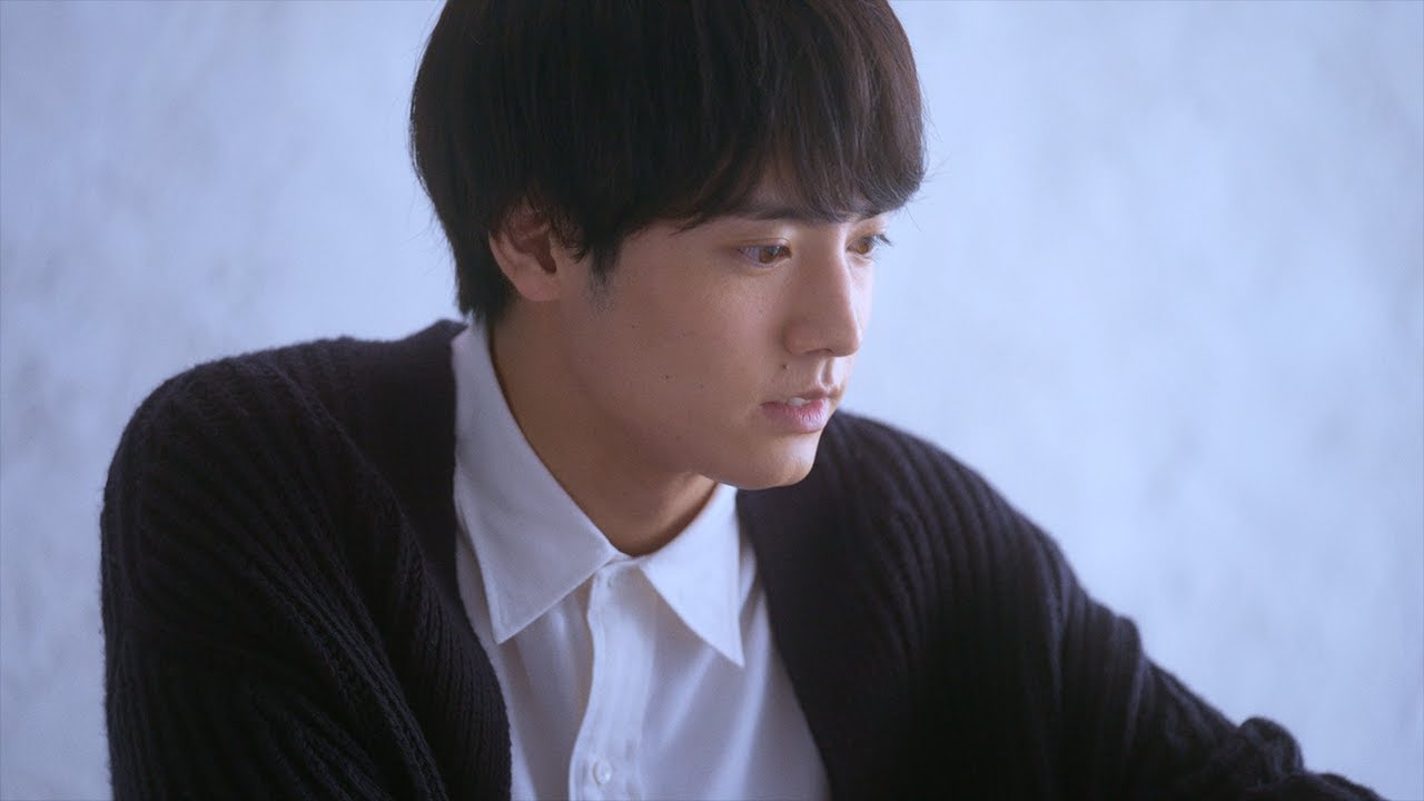 赤楚衛二さん 「これからも仲良しでいたい人」　／ 今年を振り返ったとき、思い浮かべる人 - YouTube