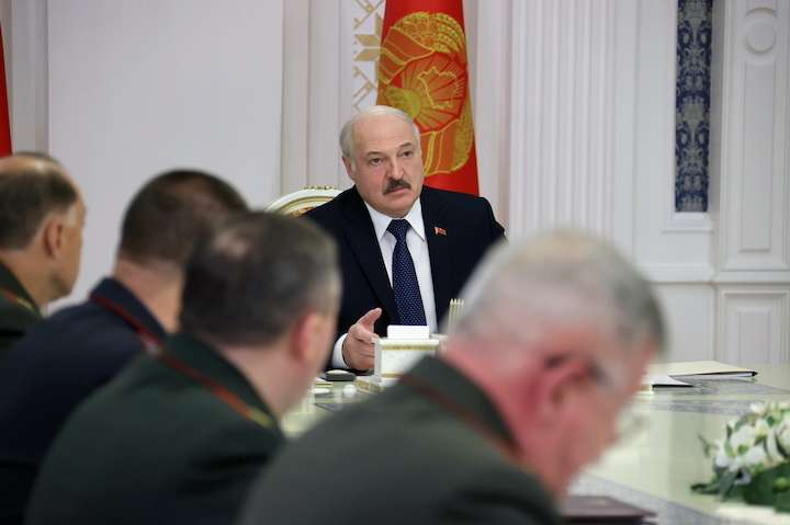 行く手を塞がれ、戻ると殴られる──ルカシェンコの「移民兵器」にされたクルド人は動物以下の扱い（ニューズウィーク日本版） - Yahoo!ニュース