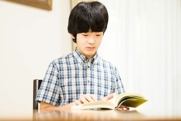 悠仁さま「未来の天皇」「姉の結婚問題」重度ストレスから逃れる「皇籍離脱」の可能性（週刊女性PRIME） - Yahoo!ニュース