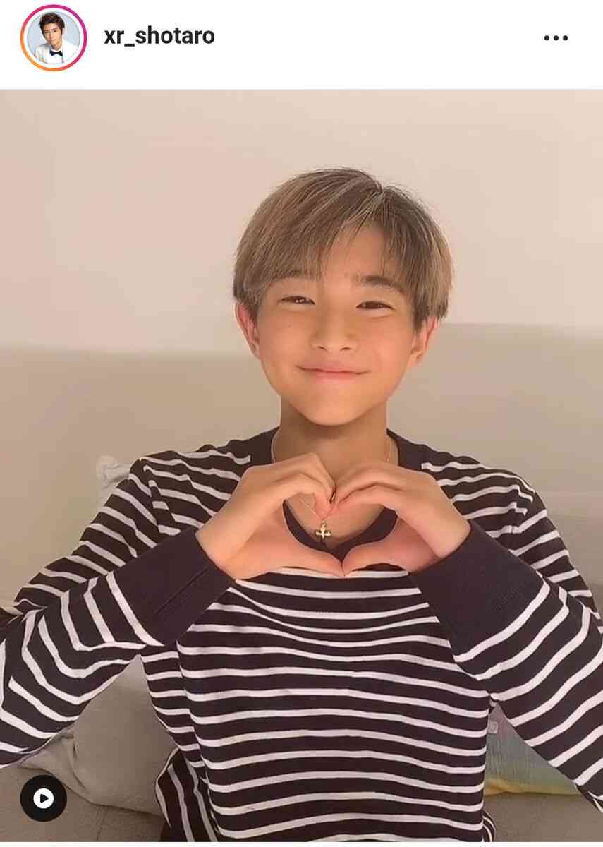山口達也さんの１３歳長男、私服姿のオフショット公開「可愛すぎてキュンキュン」「素敵な笑顔です」 : スポーツ報知