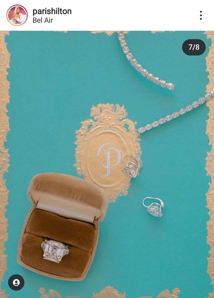 40歳で結婚のパリス・ヒルトン、超豪華な挙式で夫婦ショット&巨大なダイヤの指輪を公開