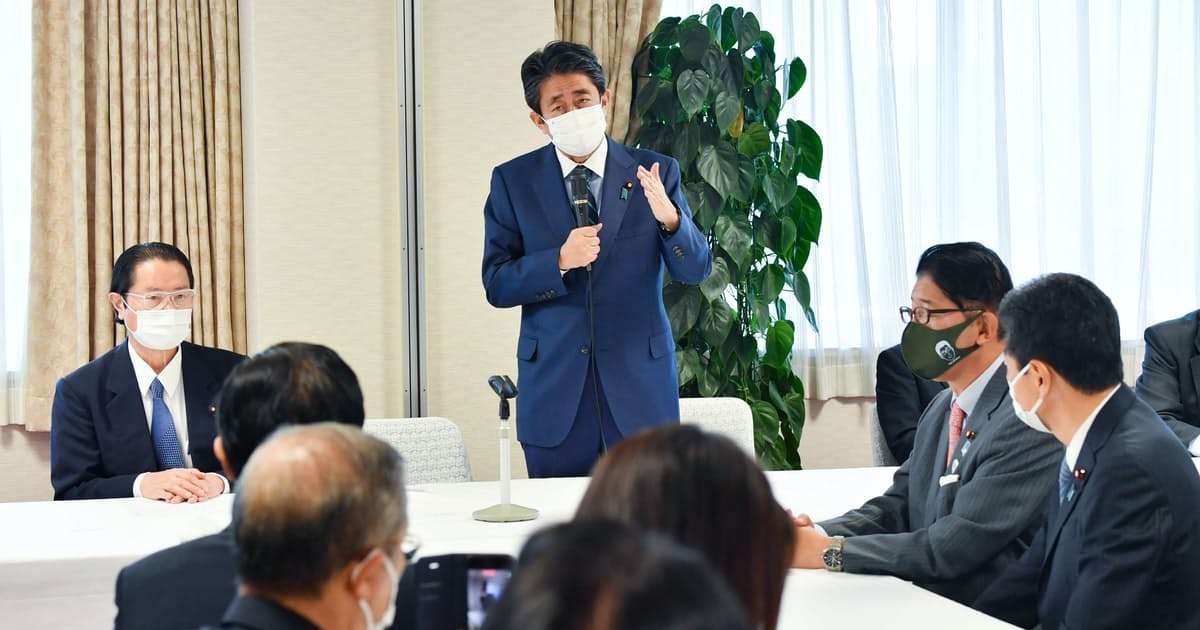 歳出拡大へ安倍氏ら動く　首相へ直談判、抑え役は不在　: 日本経済新聞