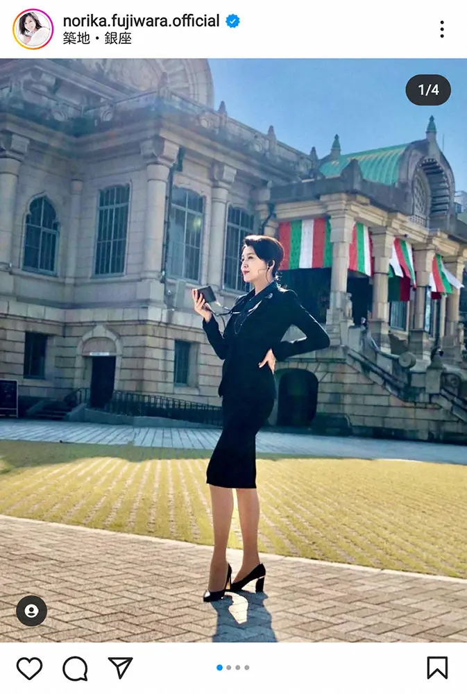 奇跡の50歳!藤原紀香 築地本願寺でスーツ姿のポージングに「海外かと」「絵画に見える」の声