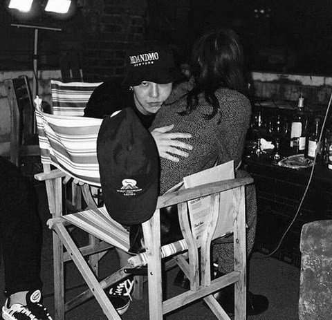 小松菜奈に2度フラれた菅田将暉　3回目で成功し友人と祝賀パーティー