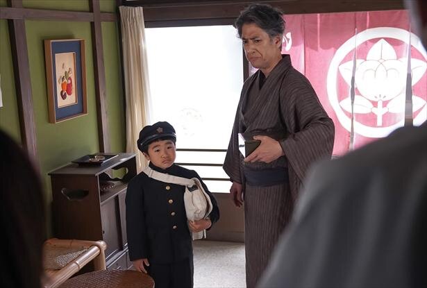 ＜朝ドラ＞“吉右衛門ちゃん”に視聴者メロメロ…！演じるは7歳の中川聖一朗くん＜カムカムエヴリバディ＞ | WEBザテレビジョン