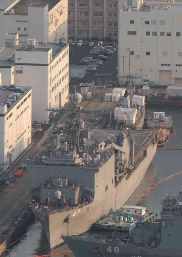 全長約１８５メートル　ドック型揚陸艦「ラシュモア」を佐世保基地に配備（長崎新聞） - Yahoo!ニュース
