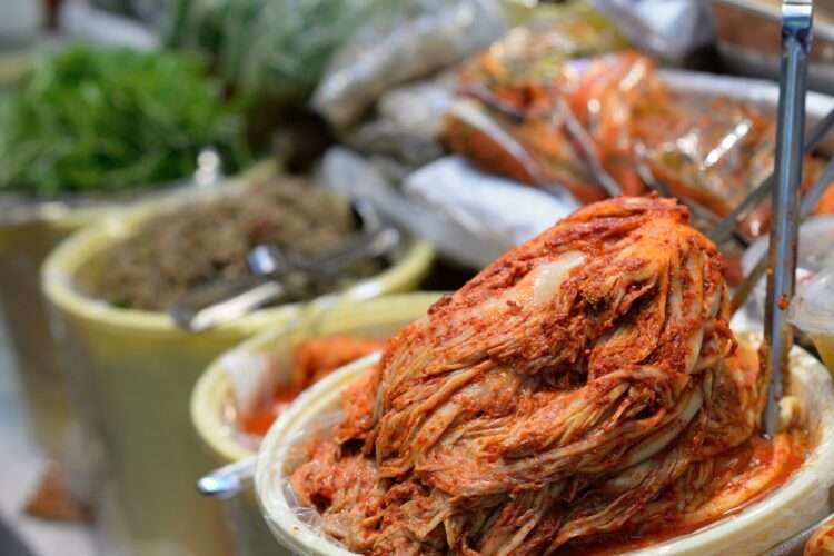 キムチ、韓国のりなど韓国食品の安全性に不安　独自の食品規格も一因（NEWSポストセブン） - Yahoo!ニュース
