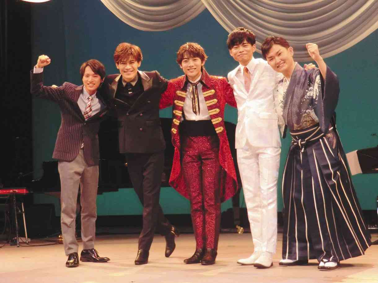平均年齢22・2歳「演歌第7世代」のイケメン5人が熱唱競演：中日スポーツ・東京中日スポーツ 