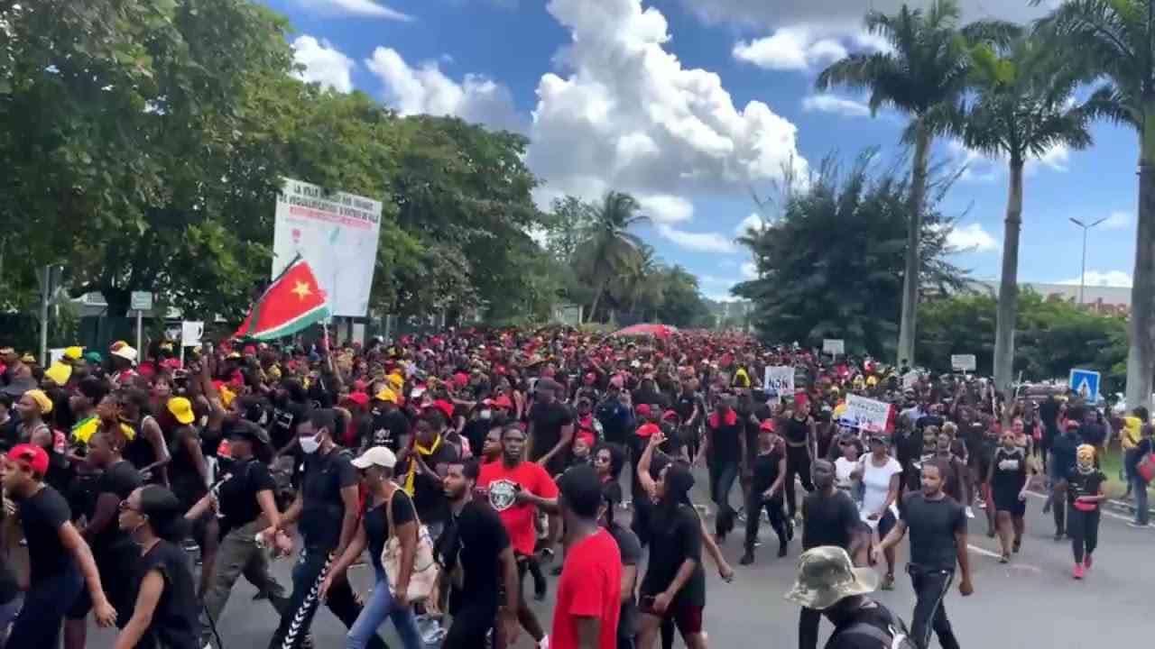 Meanwhile in Guadeloupe.... - YouTube