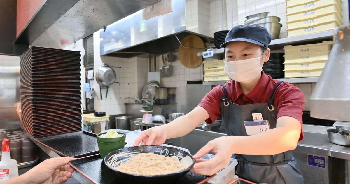 外国人就労「無期限」に　熟練者対象、農業など全分野: 日本経済新聞