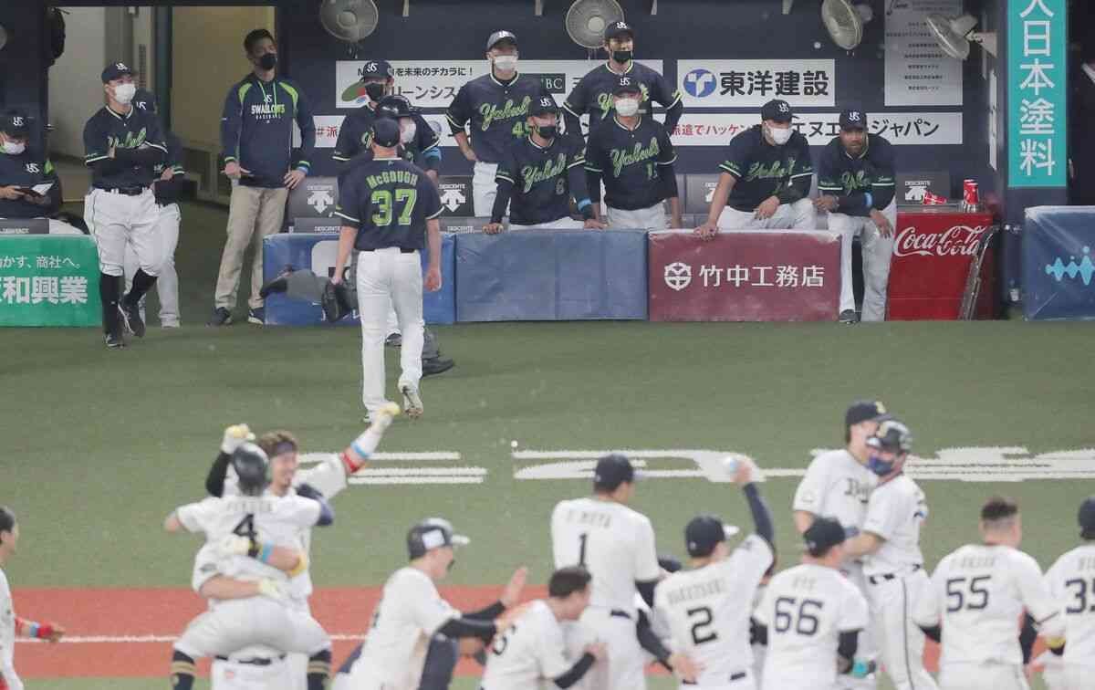 【日本Ｓ】セ１３連敗…１８年広島が第３戦から４連敗、１９・２０年に巨人が２年連続４連敗、ヤクルト黒星（スポーツ報知） - Yahoo!ニュース