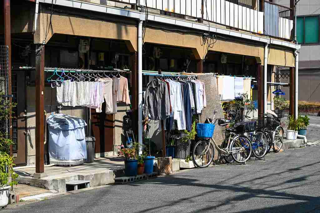 日本の総人口減少続く 5年前より94万人余減少 去年の国勢調査