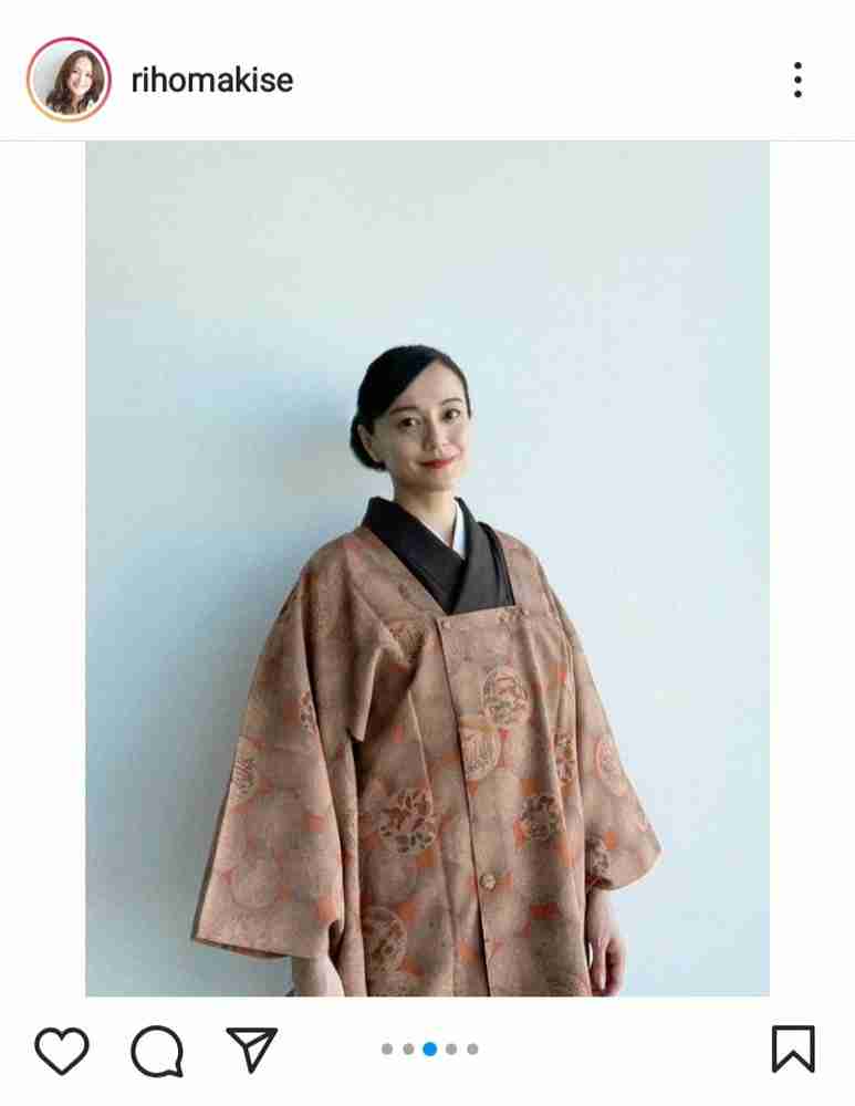 牧瀬里穂　「久しぶりのお着物」美しい姿にフォロワー「着こなしが素敵」「綺麗」「美人女将みたい」