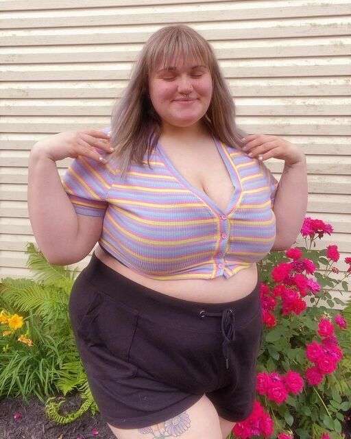 「私は太っていて美しい」セクシーな写真を投稿するプラスサイズインフルエンサーが肥満嫌悪（ファットフォビア）を一蹴