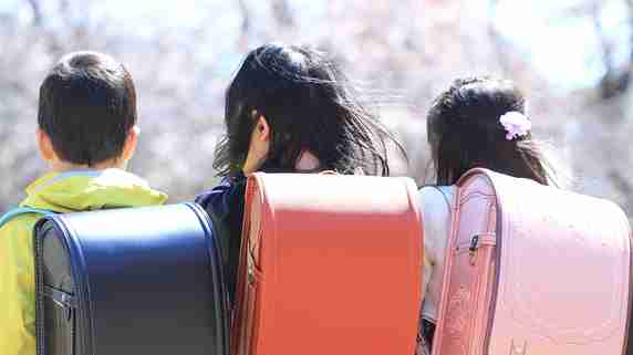 10人に1人がADHD…現代社会で「発達障害の子」急増のワケ | 富裕層向け資産防衛メディア | 幻冬舎ゴールドオンライン