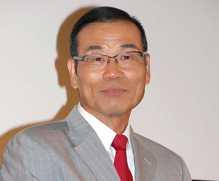 オール巨人、吉本ゴルフ大会『G-1グランプリ』優勝　賞金100万円で「若手4〜50人くらいで焼き肉に」 | ORICON NEWS