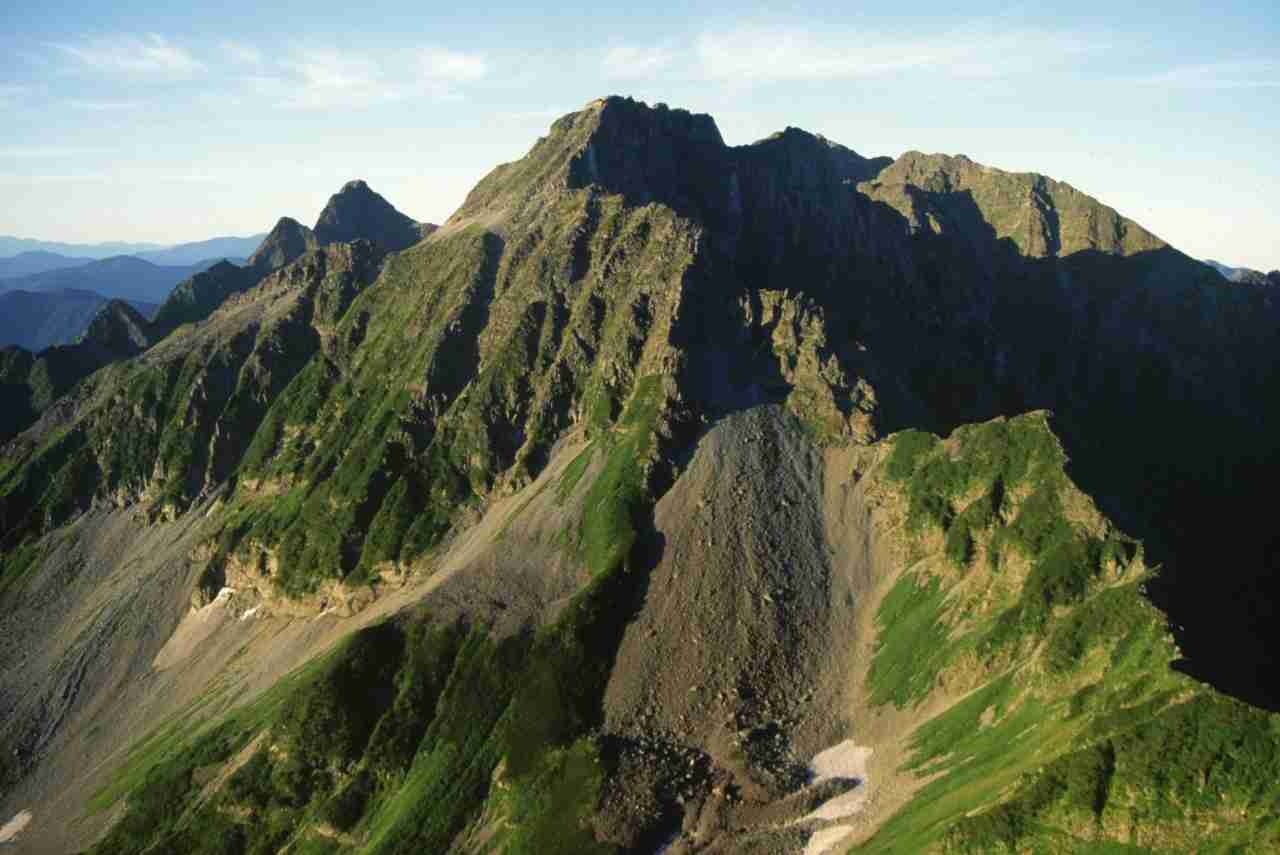 【一体何が】内閣府大臣官房審議官・酒田元洋氏が北穂高岳山中で遺体で見つかる…安倍元総理の「桜疑獄」において「招待者名簿をシュレッダー廃棄した件」を野党議員に説明！ │ ゆるねとにゅーす