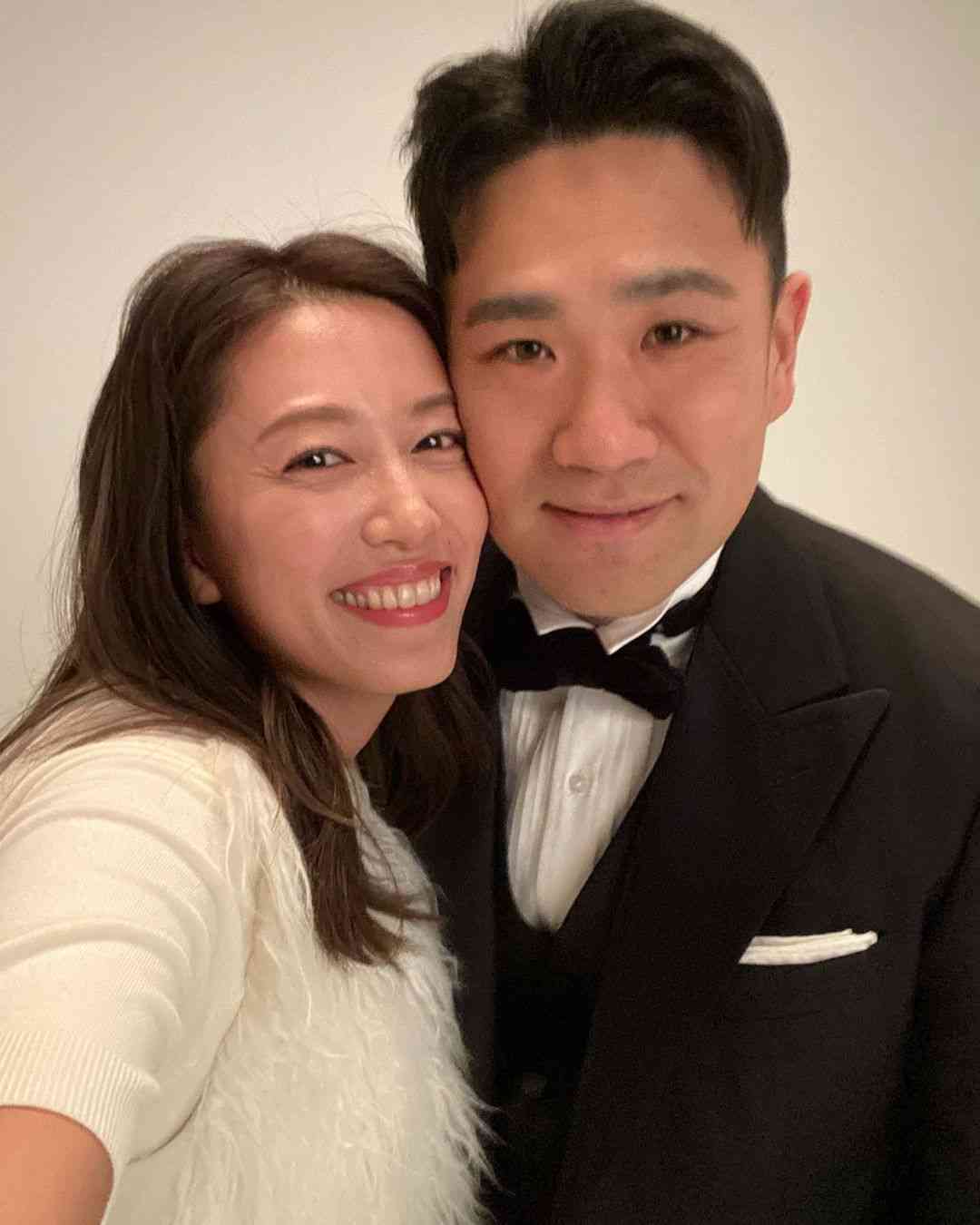 里田まい、夫・田中将大との“頬寄せ密着2ショット”公開「ラブラブすぎる」「理想の夫婦」と反響