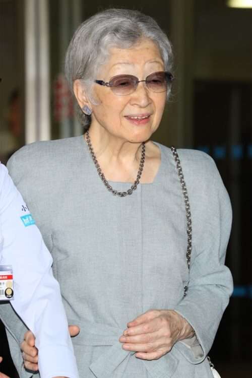 秋篠宮ご夫妻の「美智子さまファースト」、誕生日会見での発言にも注目集まる（NEWSポストセブン） - Yahoo!ニュース